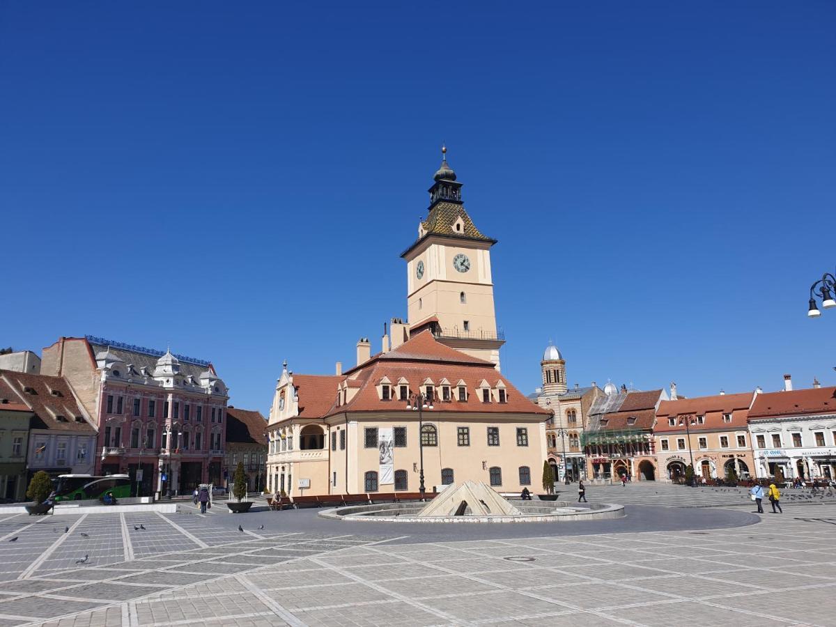 Old City Lux Braşov Buitenkant foto