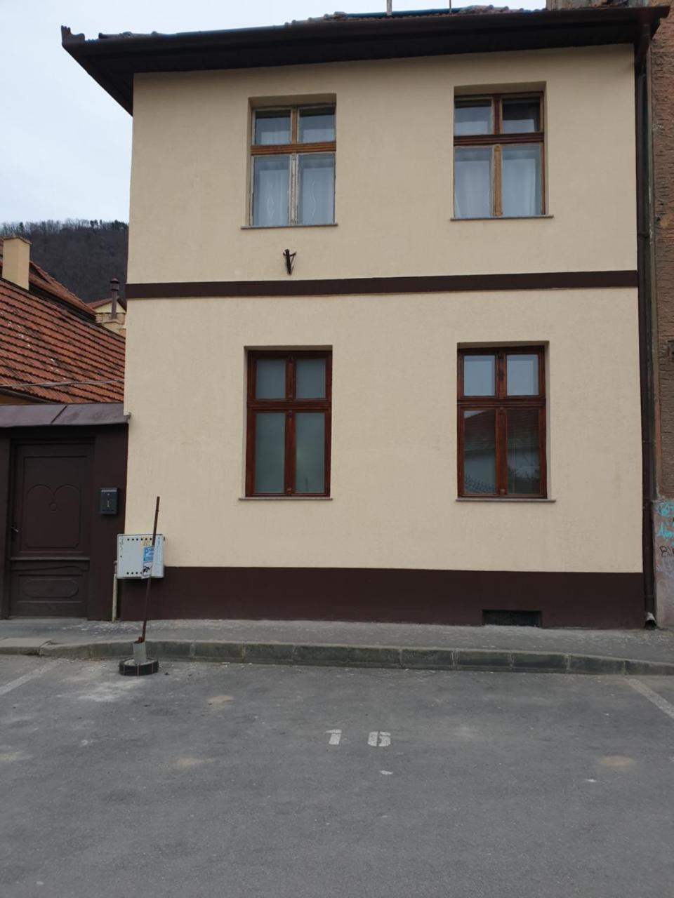 Old City Lux Braşov Buitenkant foto